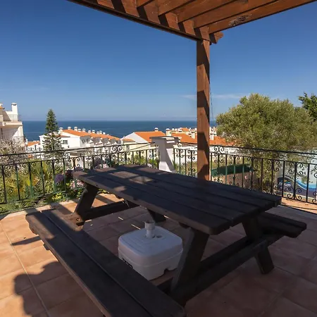 Martinho - Piscina E Vista Mar, By Hopstays فيلة