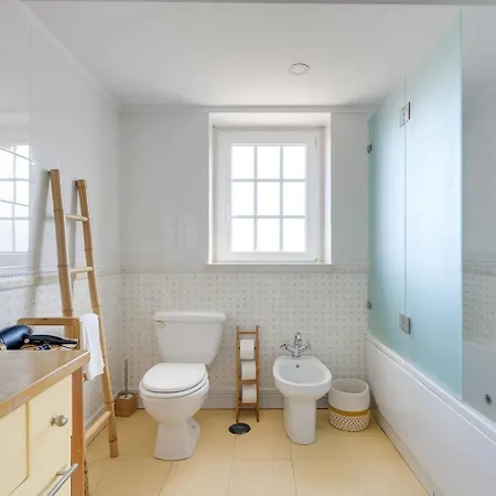 Grande Com Piscina Privada | * Ericeira
