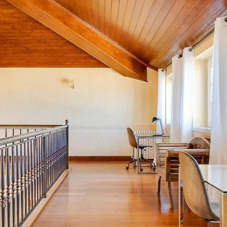 Villa Grande Com Piscina Privada |