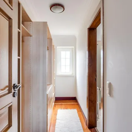 Grande Com Piscina Privada | *