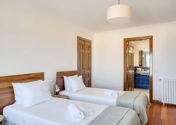 Grande Com Piscina Privada | Ericeira