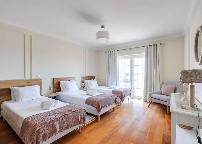 Grande Com Piscina Privada | Ericeira