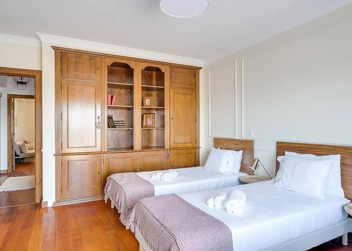 Grande Com Piscina Privada | Willa Ericeira
